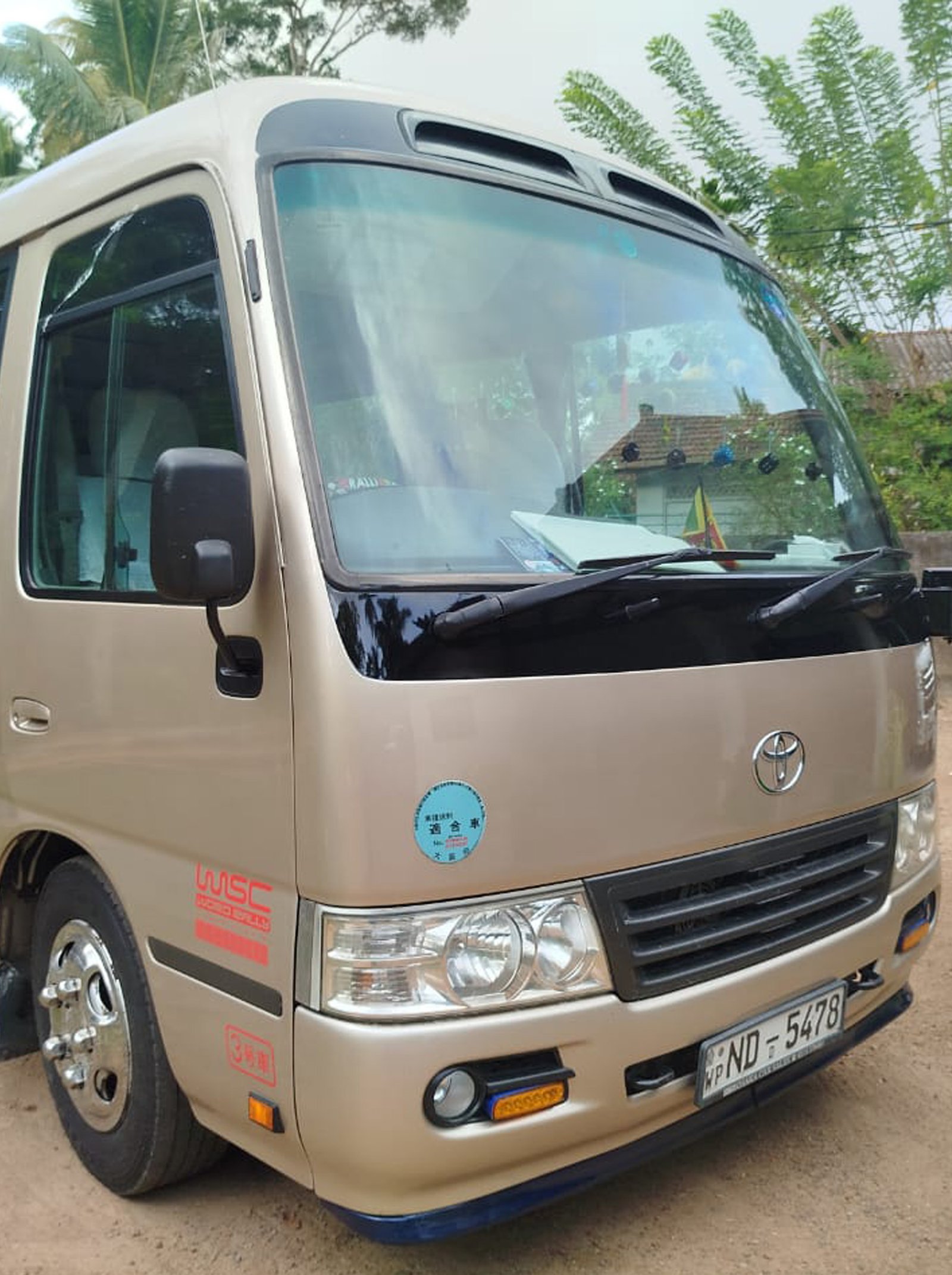 Shuttle Bus