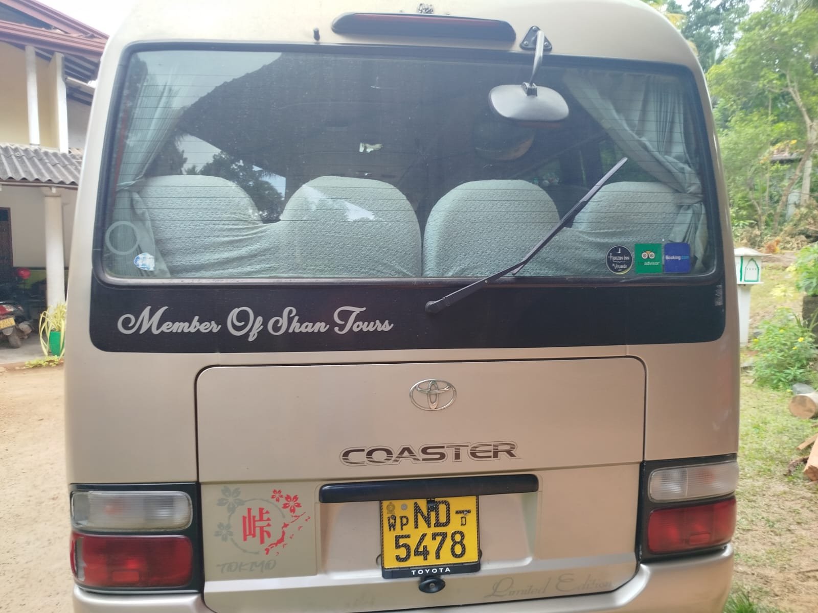 Shuttle Bus