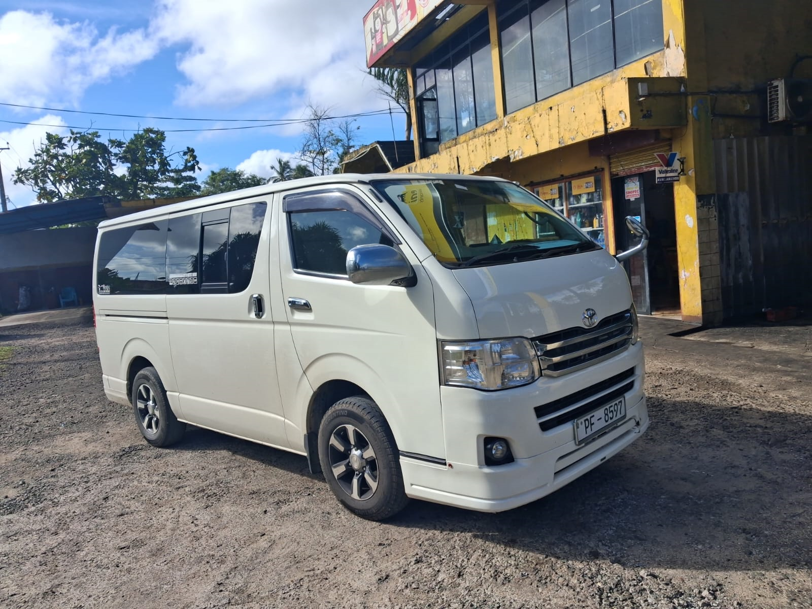 Toyota Flat Roof